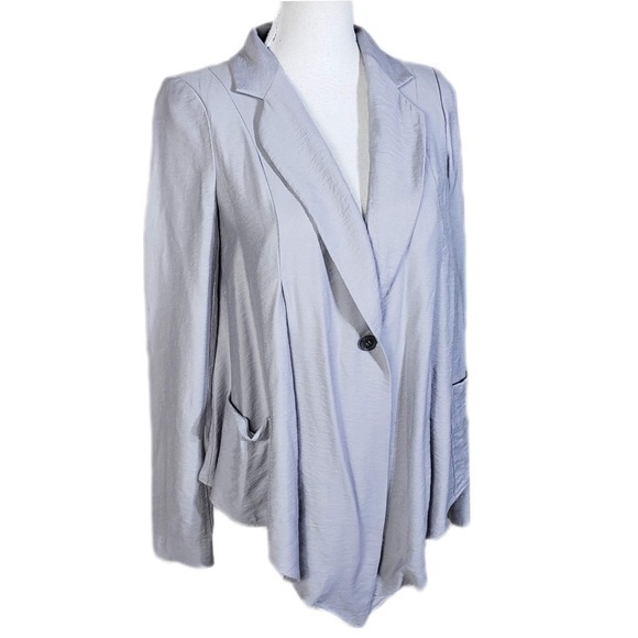 ELIZABETH &‎ JAMES single button blazer size 2 - Picture 2 of 5